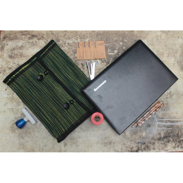 Laptop Sleeve Made with Hibiscus Fibre - Green and Black (38.1cm)