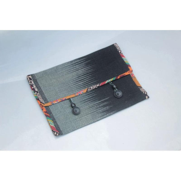 Laptop Sleeve Made with Hibiscus Fibre - Grey (38.1cm)