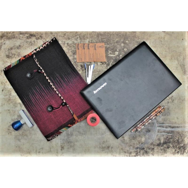 Laptop Sleeve Made with Hibiscus Fibre - Maroon (38.1cm)