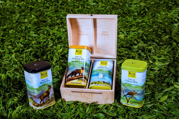 Gift Box (Organic Leaf Tea) - Set of 2 with wooden case