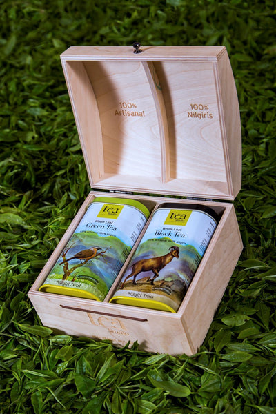 Gift Box (Organic Leaf Tea) - Set of 2 with wooden case
