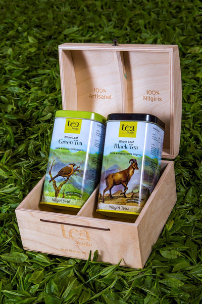 Gift Box (Organic Leaf Tea) - Set of 2 with wooden case