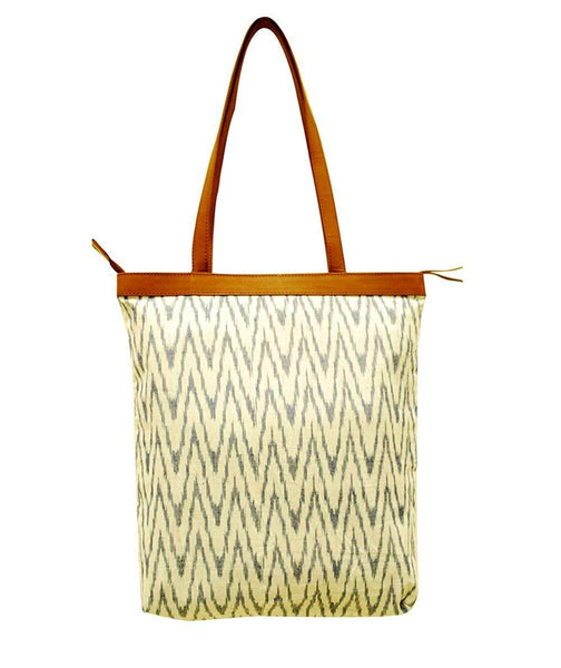 Tote Bag (07) - Grey and White Ikat Print