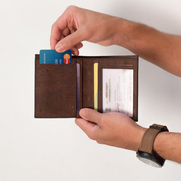Cruelty-free Cork Fabric Wallet (Orion)