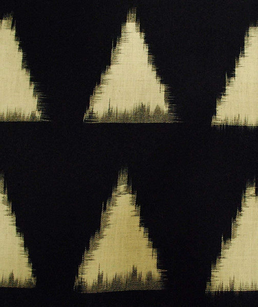 Tote Bag (03) - Black and White Ikat Print