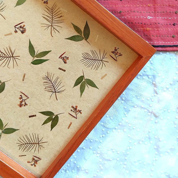 Handcrafted Square Serving Tray embellished with Dried Leaves (Beige )