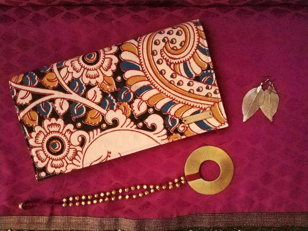 Naturally Dyed Floral Kalamkari Clutch
