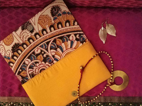 Naturally Dyed Floral Kalamkari Clutch