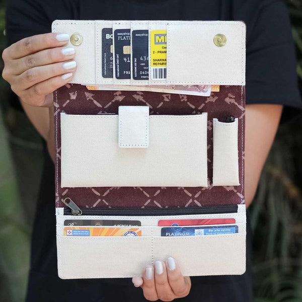 Handcrafted Garnet Arrows Wallet