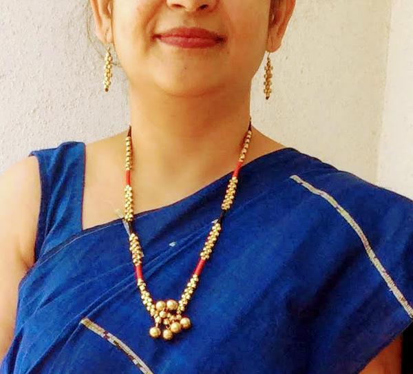 Handcrafted Orissa Tribal Jewellery- Black Red Ball Mala ( with earrings)