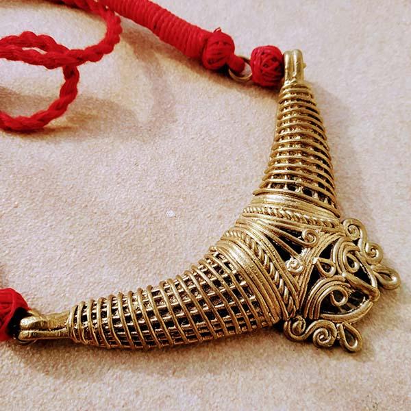Handmade Dokra Durga Hasuli Pendant - Red