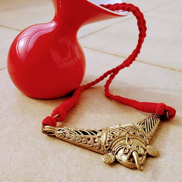 Handmade Dokra Ganesh Hasuli Pendant - Red