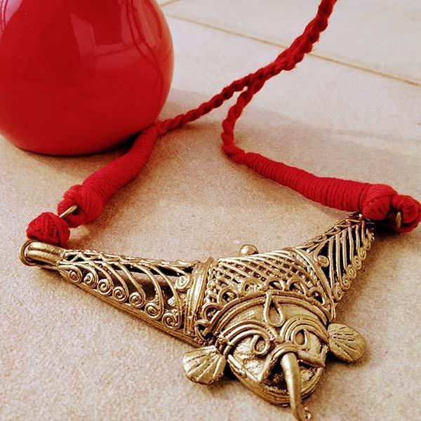 Handmade Dokra Ganesh Hasuli Pendant - Red