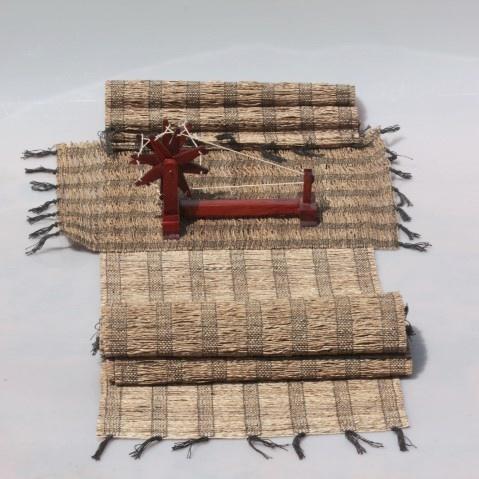 Handwoven Banana Fibre Placemats and Runner (Natural)