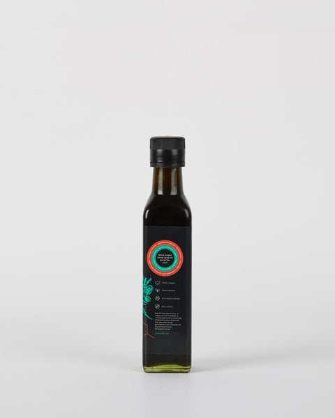 Raw , Cold-pressed and Unrefined 100% Hemp (Cannabis Sativa L.) Seed Oil, 250ml