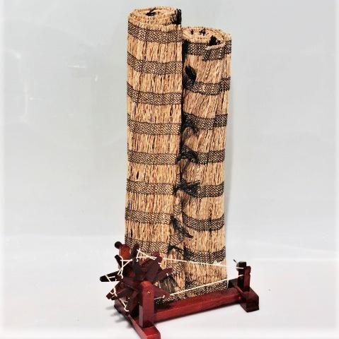 Handwoven Banana Fibre Placemats and Runner (Natural)