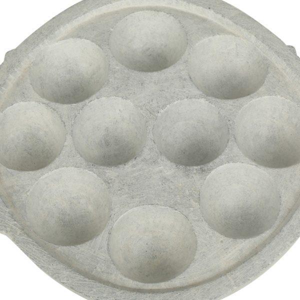 Maakal (Soapstone) Kuzhipaniyara Thattu