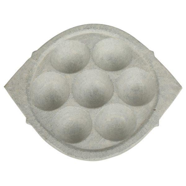 Maakal (Soapstone) Kuzhipaniyara Thattu