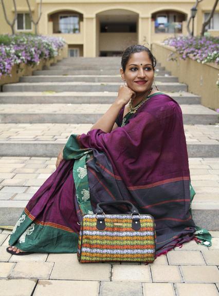 Mor-Hathi Khana Duffle Bag