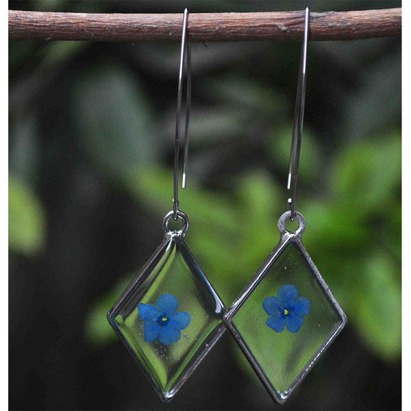 Diamond-Shaped Earrings with  Hand-Pressed Forget-Me-Nots