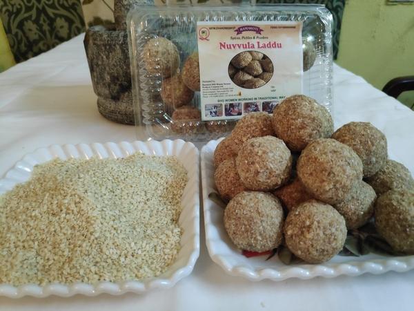Nuvvula Laddu (Sesame Seeds), 1 Kg