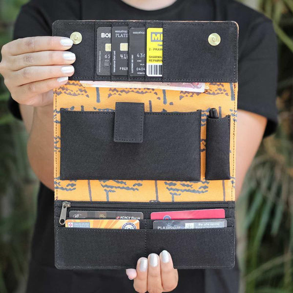 Handcrafted Peach Eyes Wallet