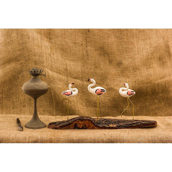 Handmade Wooden Decorative Bird Stand - Flamingo Mount