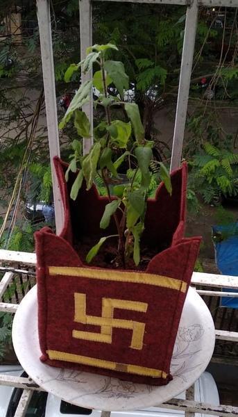 Tulsi Pot - 20cm x 20cm x 20cm (Red)