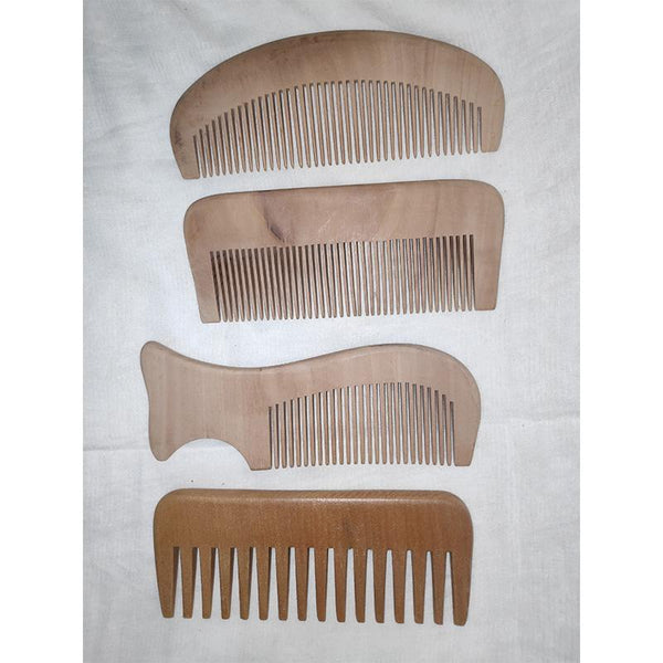Udayagiri Handicrafted Wooden Combs (Set of 4 )