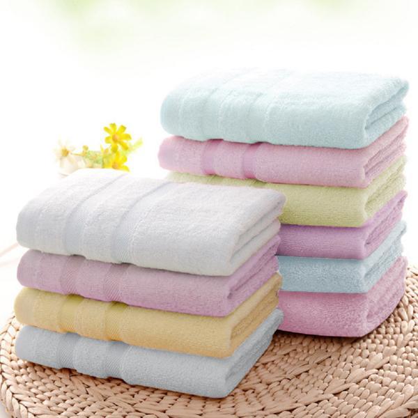 Ultra Soft, Absorbent and Anti Microbial 450 GSM Bamboo Bath Towel  (Yellow)