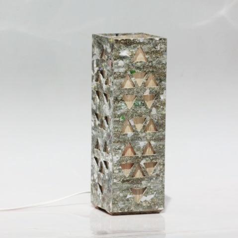 Upcyled tetrapak chipboard and woven banana fibre table lamp - Diamonds