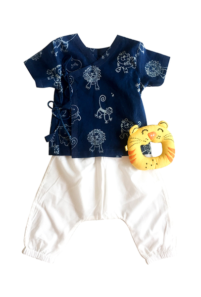 3- piece Baby Zoo Print Gift Set with Teether - Natural Dyed Organic Cotton